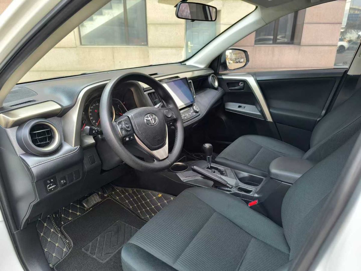 豐田 RAV4榮放 圖片