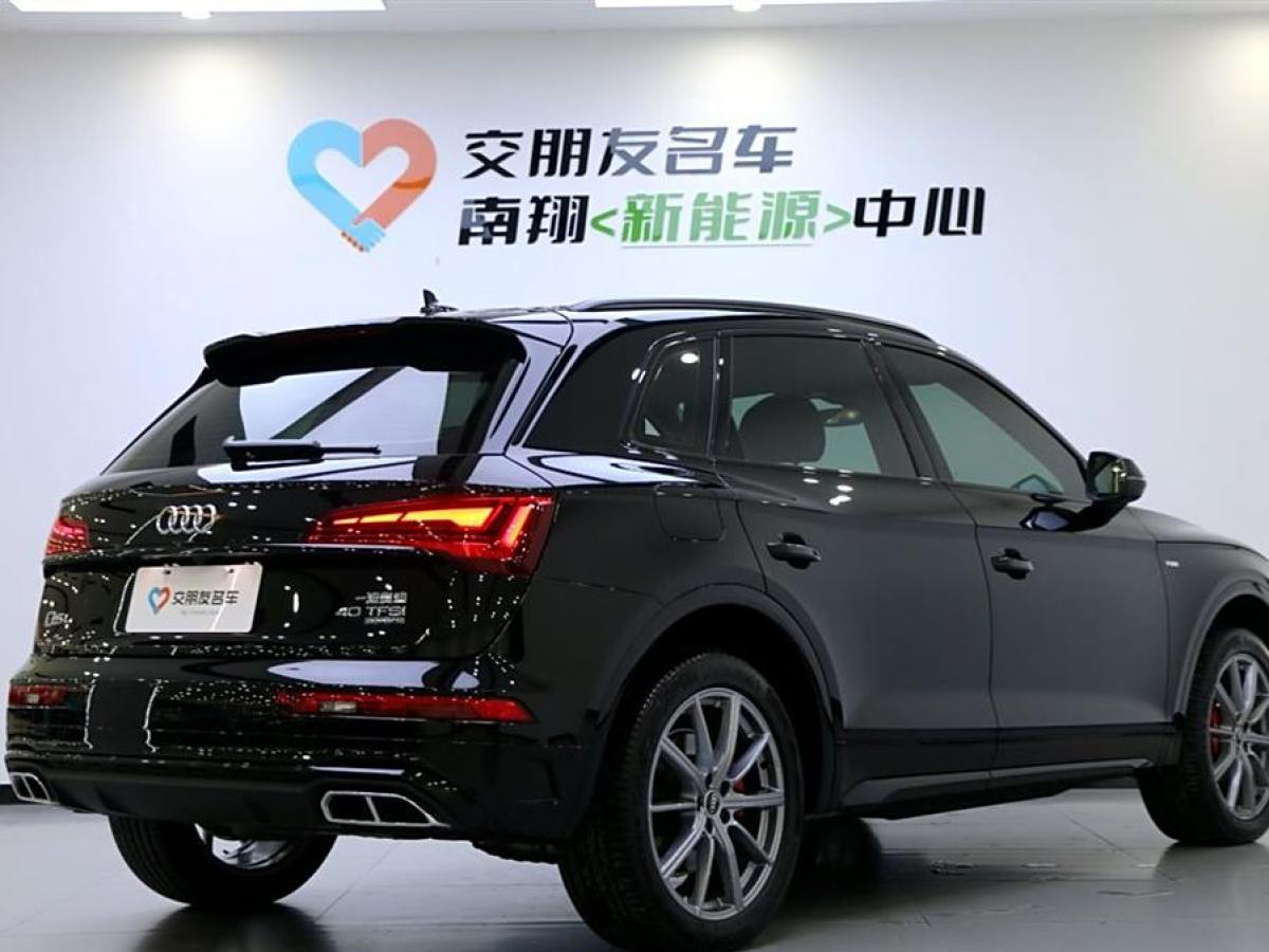 奧迪 奧迪Q5L  2022款 改款 40T 豪華動感型圖片