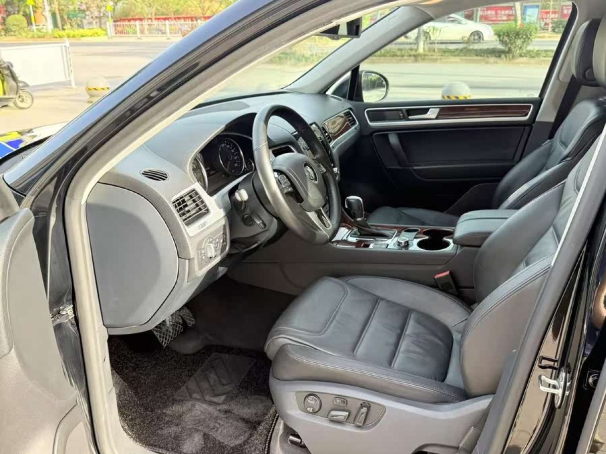 大眾 途銳  2014款 3.0TSI 新銳版圖片