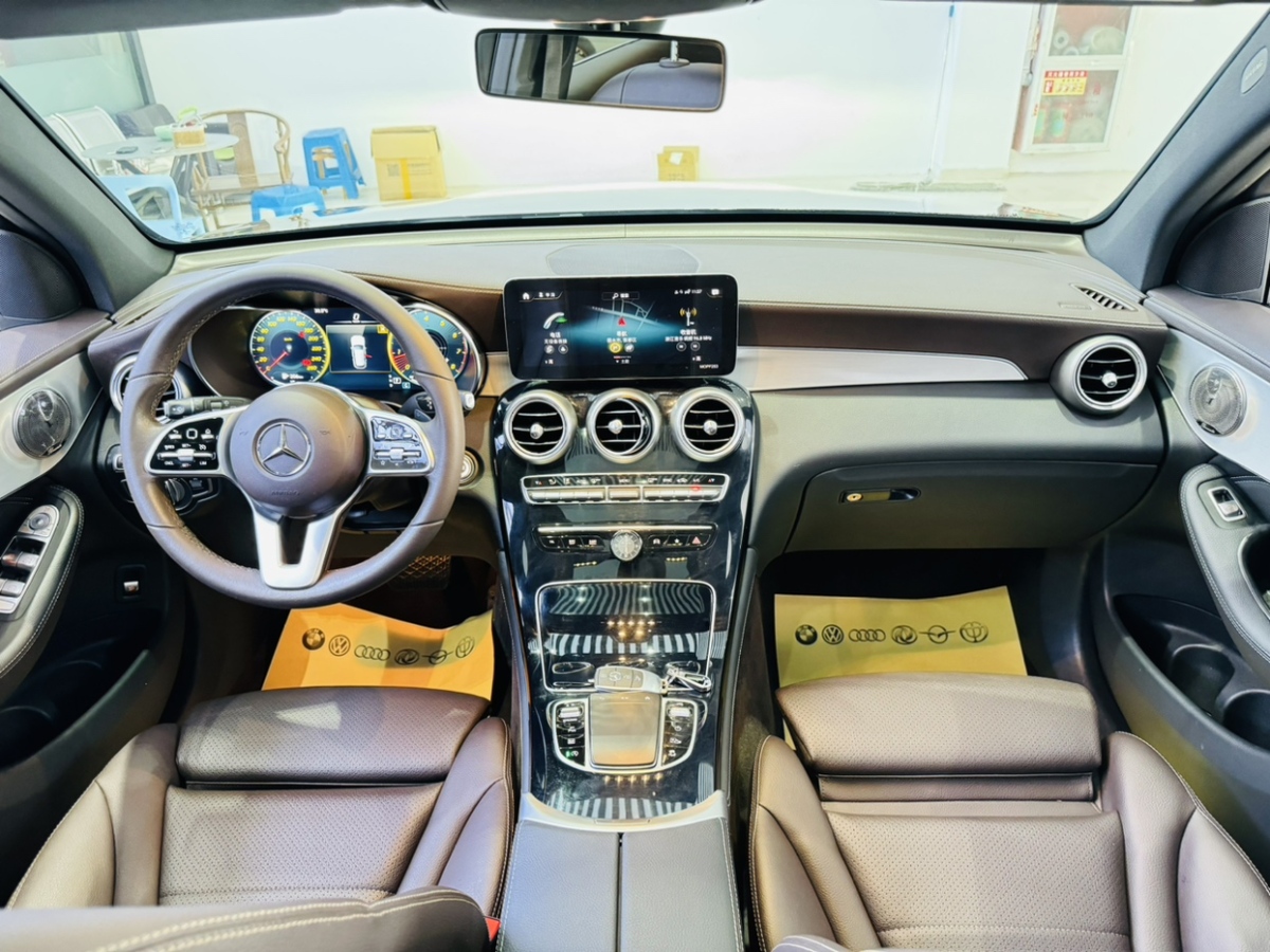 奔驰 奔驰GLC  2020款 改款 GLC 260 L 4MATIC 动感型图片