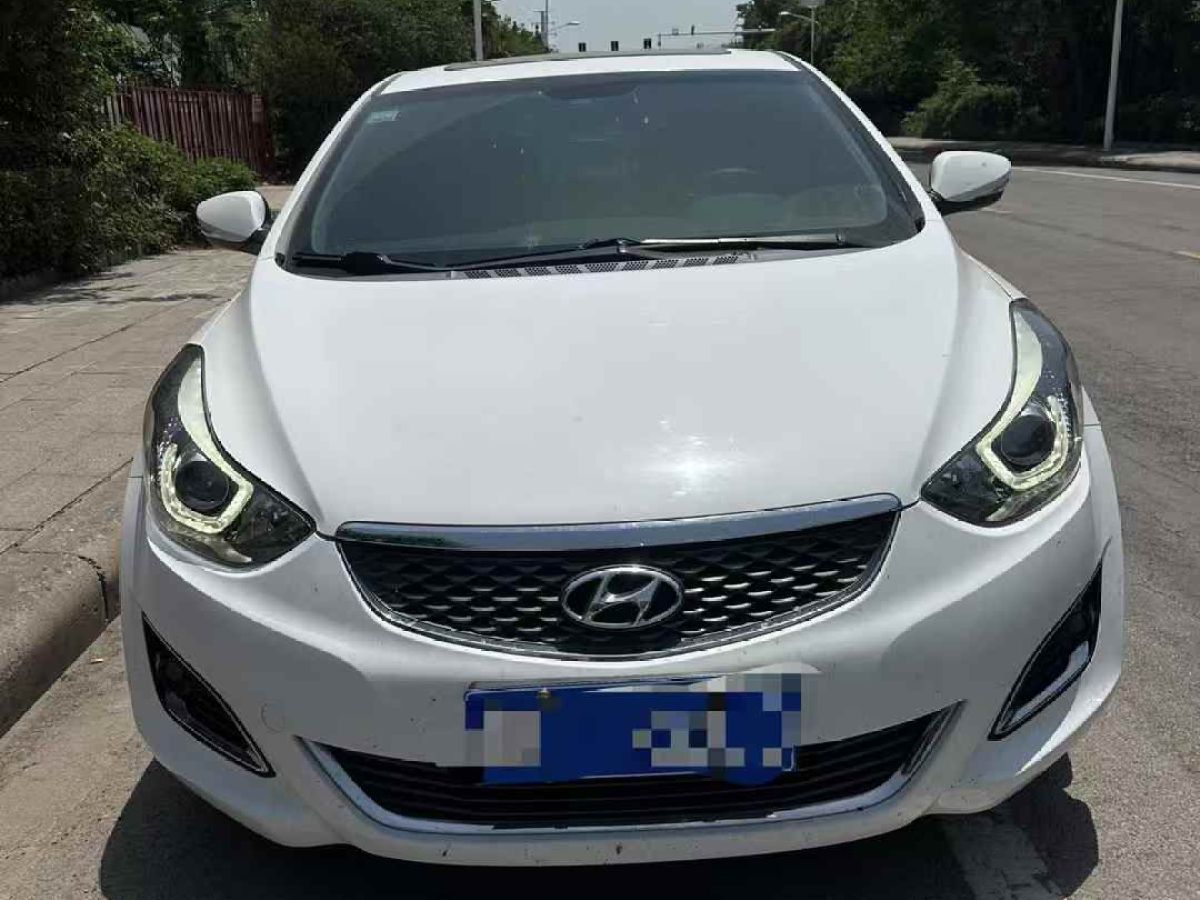 現(xiàn)代 朗動  2016款 1.6L 手動時尚型圖片