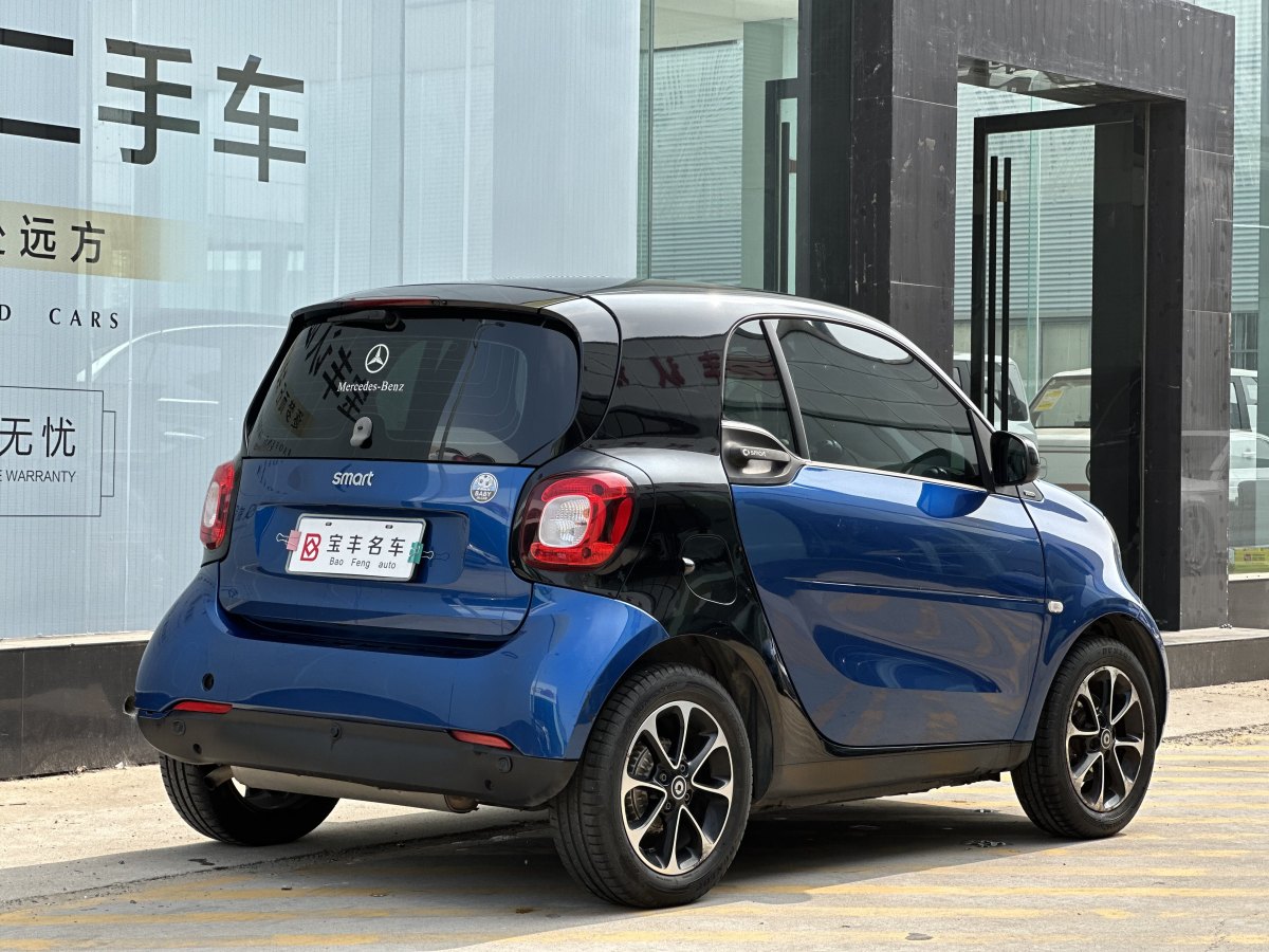 smart fortwo  2015款 1.0L 52千瓦硬頂激情版圖片