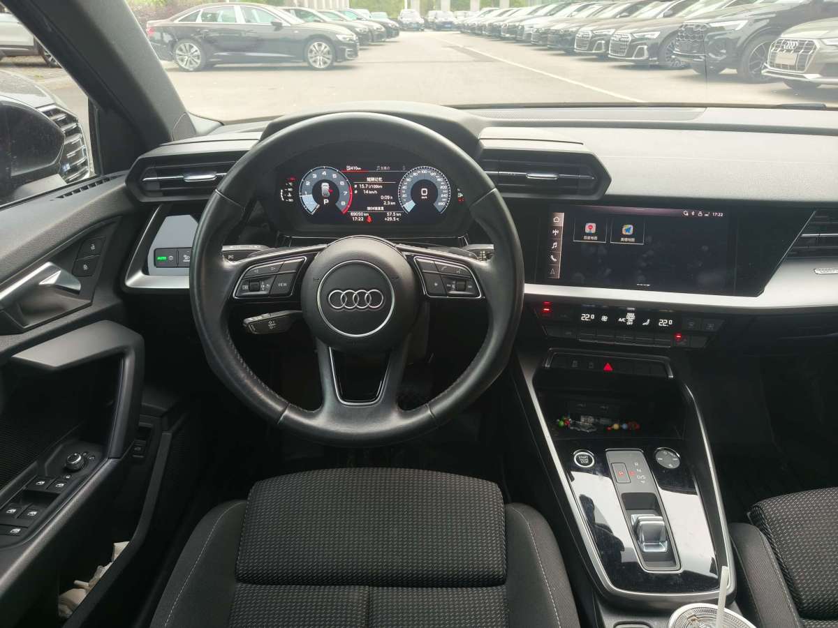 奧迪 奧迪A3  2023款 Sportback 35 TFSI 進(jìn)取運(yùn)動(dòng)型圖片