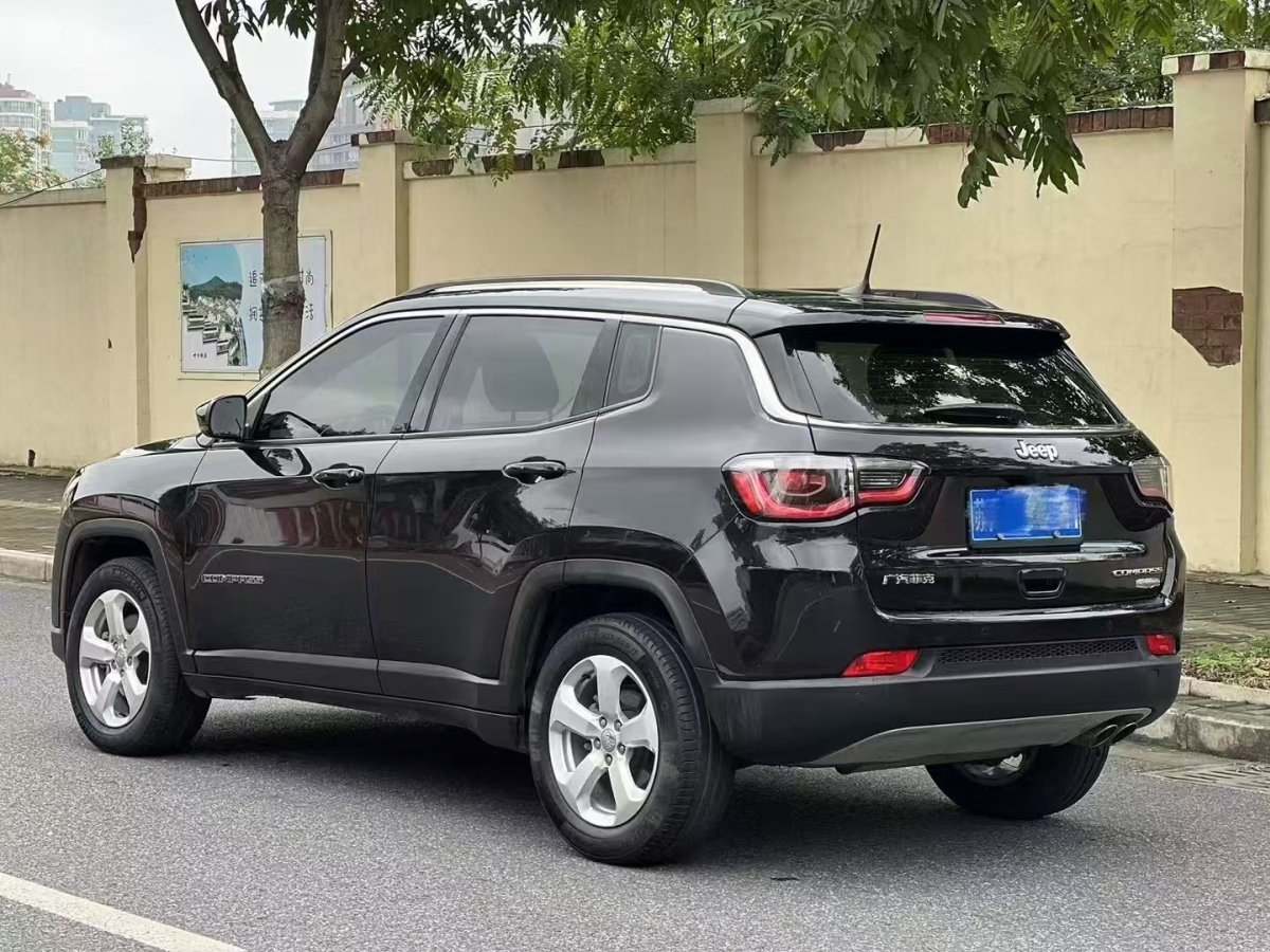 Jeep 指南者  2019款  220T 自動(dòng)家享版圖片