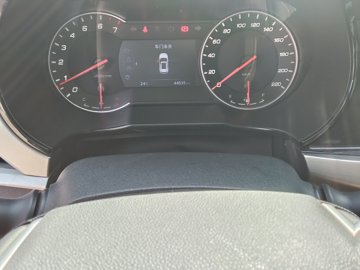 長安 CS35 PLUS  2019款  1.6L 手動酷聯(lián)版 國VI圖片