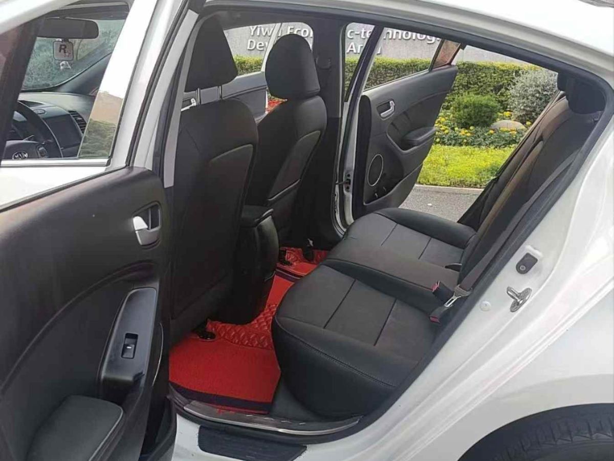 起亞 K3  2015款 1.6L 手動(dòng)GL圖片