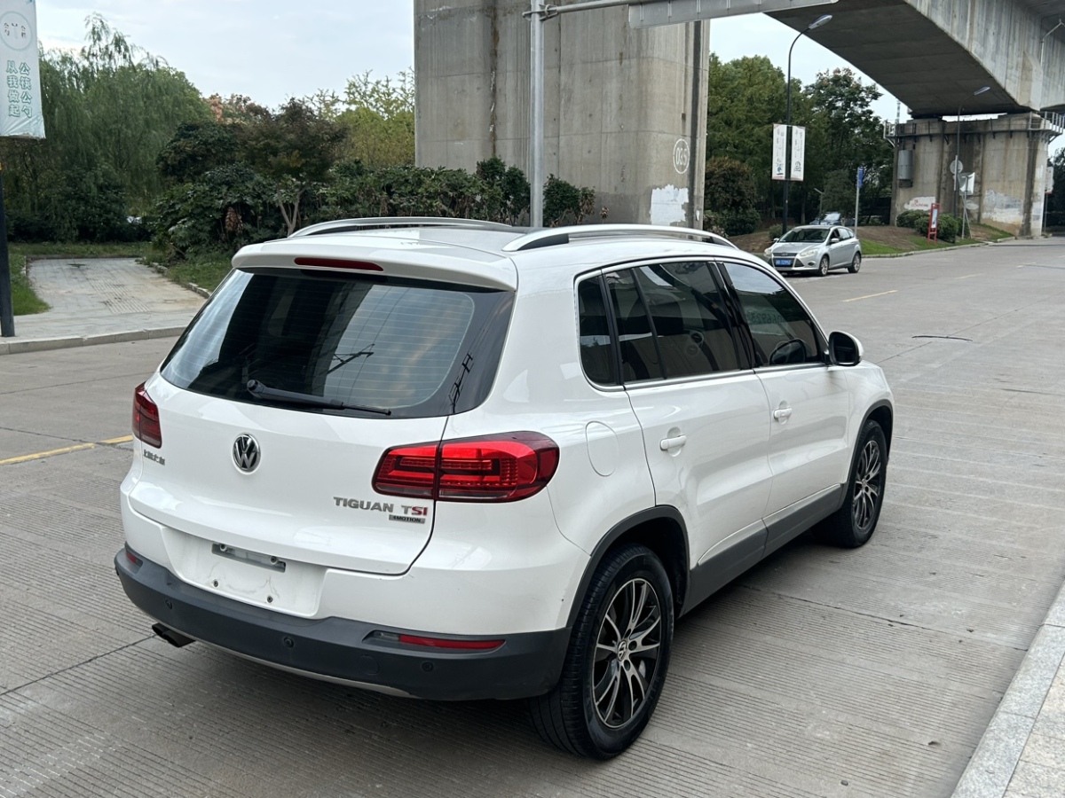 大眾 途觀  2015款 1.8TSI 自動四驅(qū)豪華型圖片