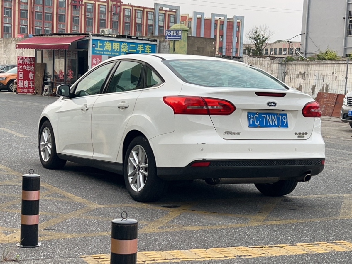 福特 ?？怂? 2015款 兩廂 EcoBoost 180 自動(dòng)精英型圖片