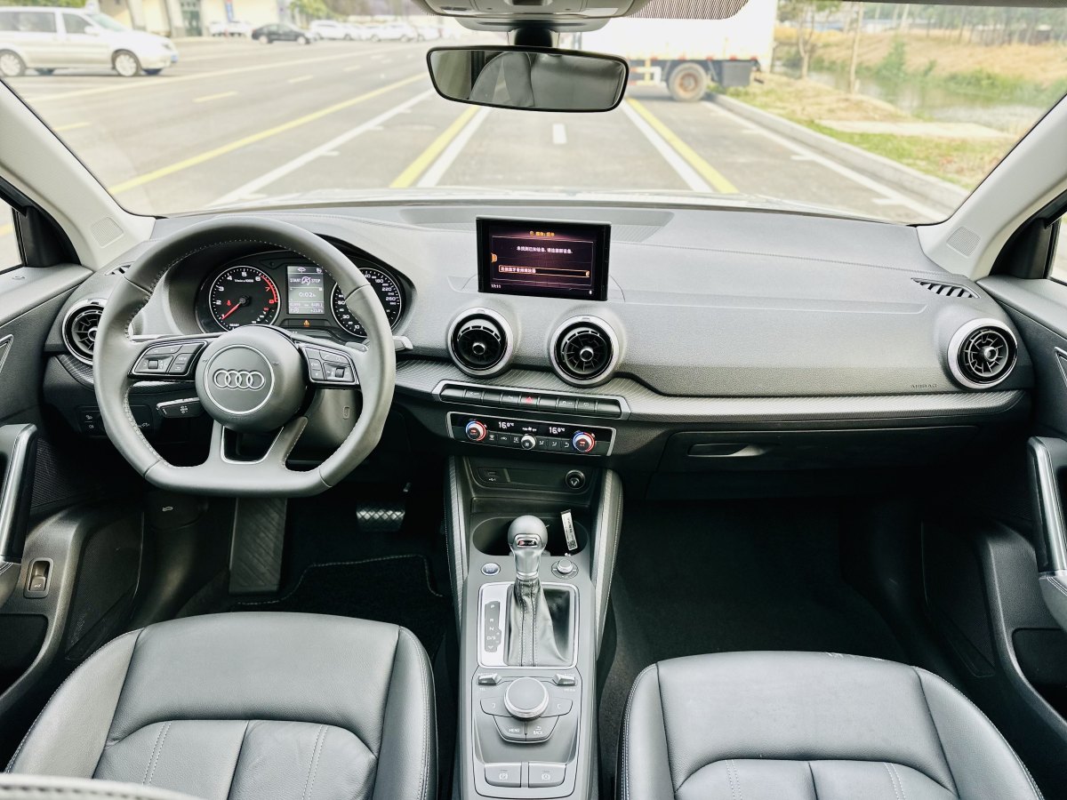 奧迪 奧迪Q2L  2024款 改款 35TFSI 進取動感型圖片
