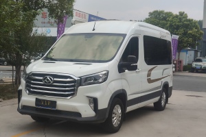 RV90 上汽大通 2.0T旅行家V90自行式B型房車豪華版縱床
