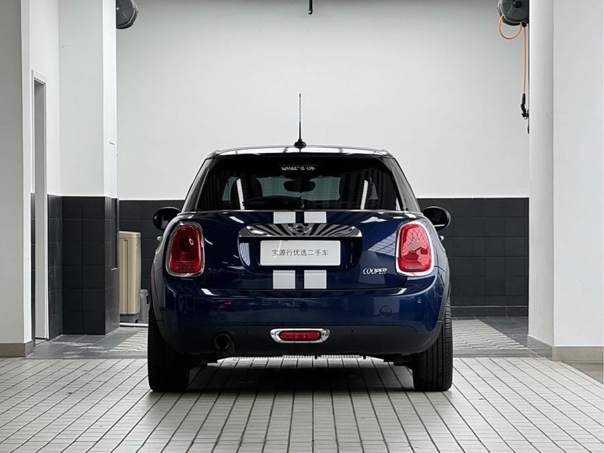 MINI MINI  2015款 1.2T ONE 五門版圖片