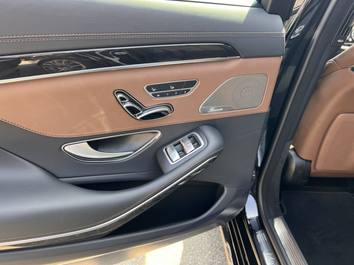 2018年6月奔驰 奔驰S级  2018款 S 450 L 4MATIC
