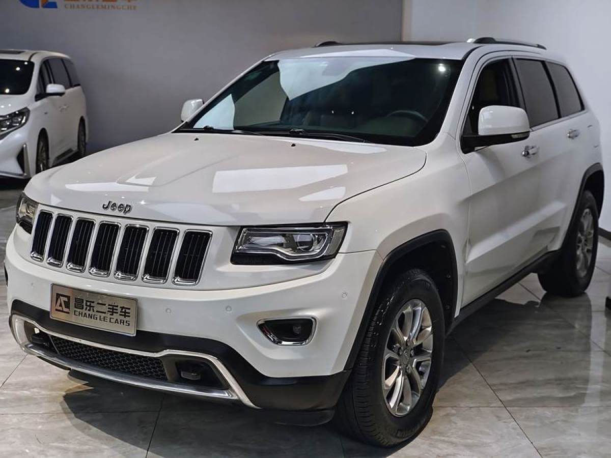 2015年3月Jeep 大切諾基  2014款 3.6L 精英導(dǎo)航版