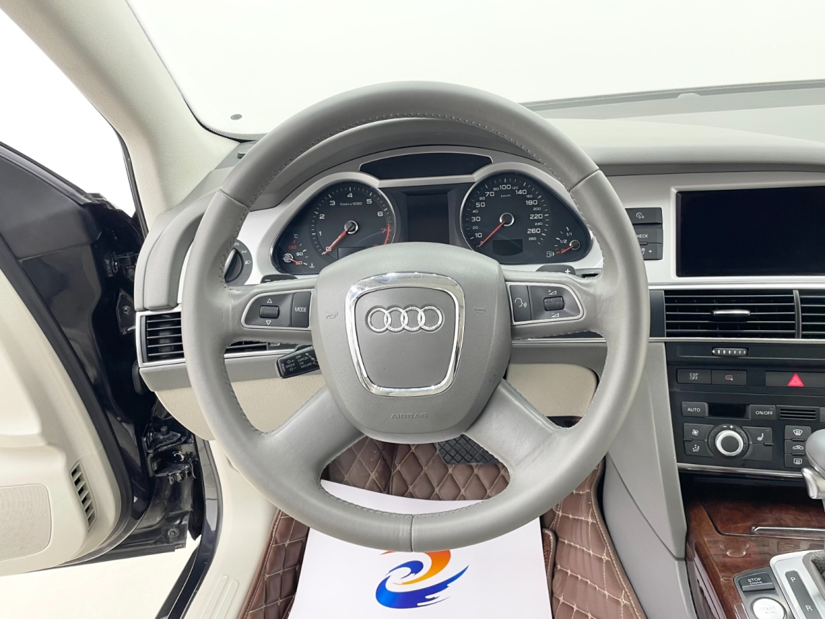 奧迪 奧迪A6L  2011款 3.0 TFSI quattro 豪華型圖片