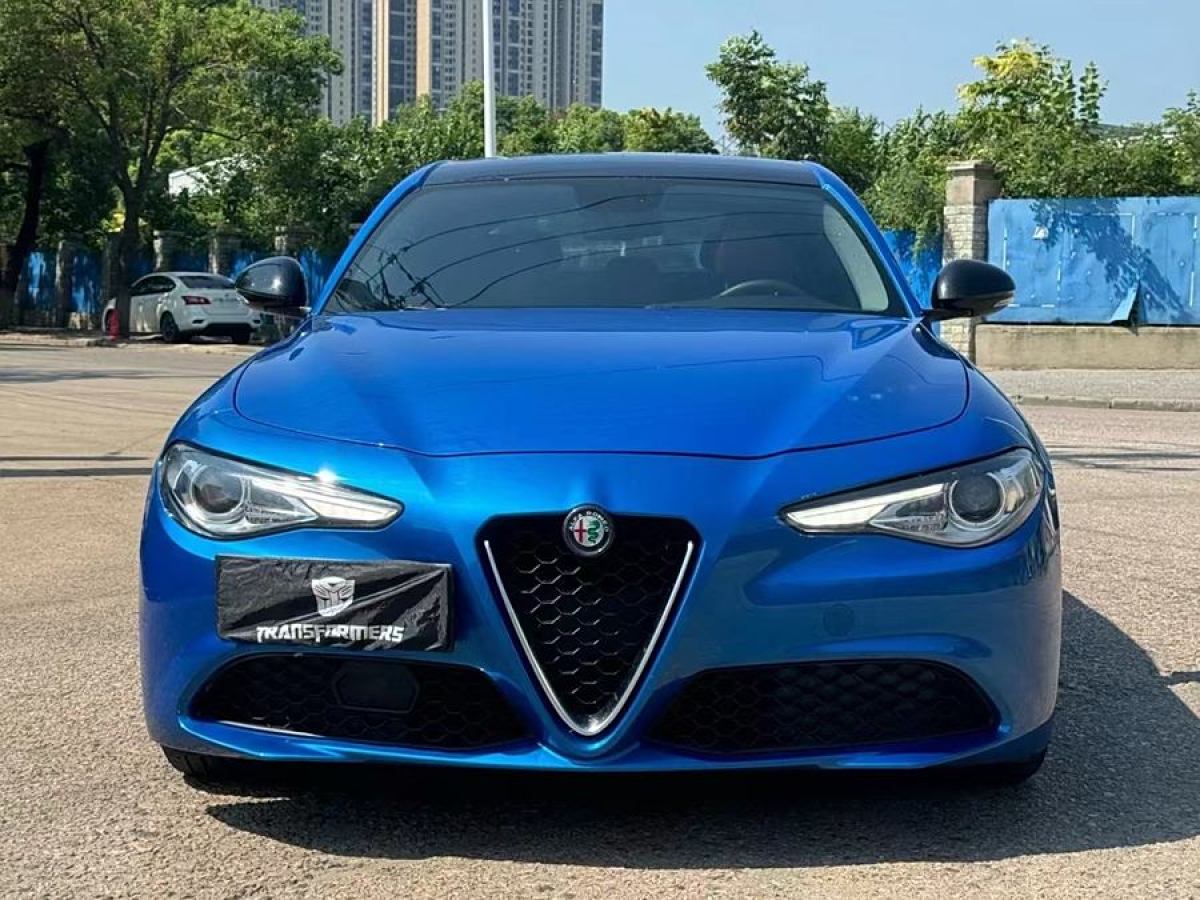 阿爾法·羅密歐 Giulia  2017款 2.0T 200HP 豪華版圖片