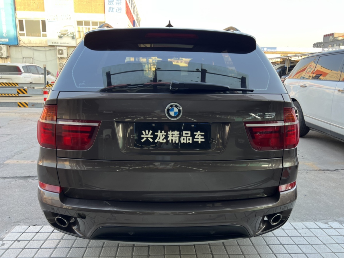 2013年1月宝马 宝马X5  2011款 xDrive35i 领先型