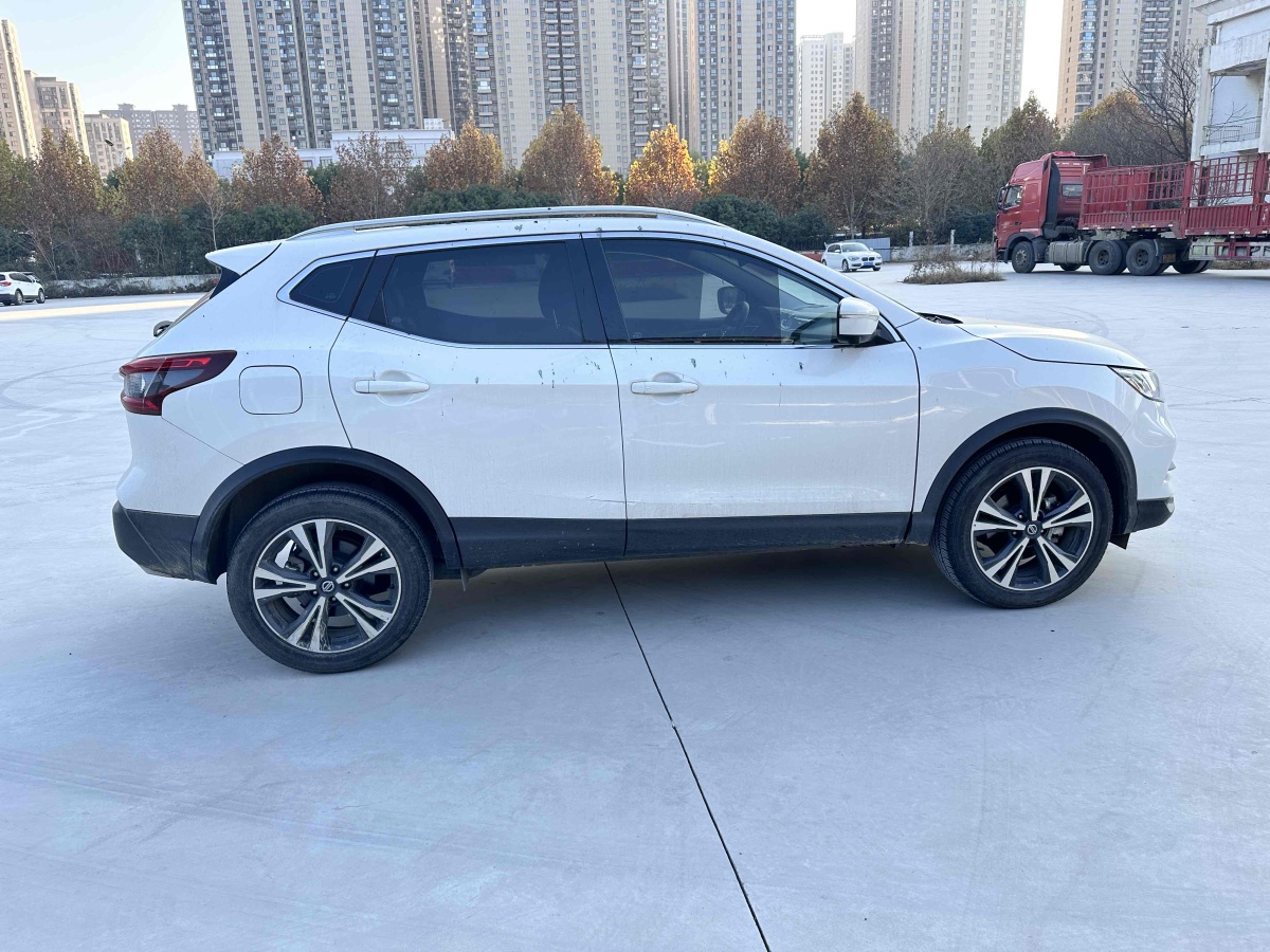 日產(chǎn) 逍客  2022款 2.0L CVT XV Prem.豪華版圖片