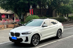 宝马X4 宝马 xDrive 25i M运动套装