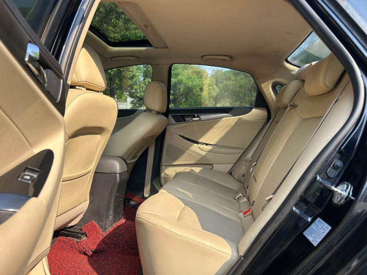 長安 逸動  2016款 1.6L 自動風尚型圖片