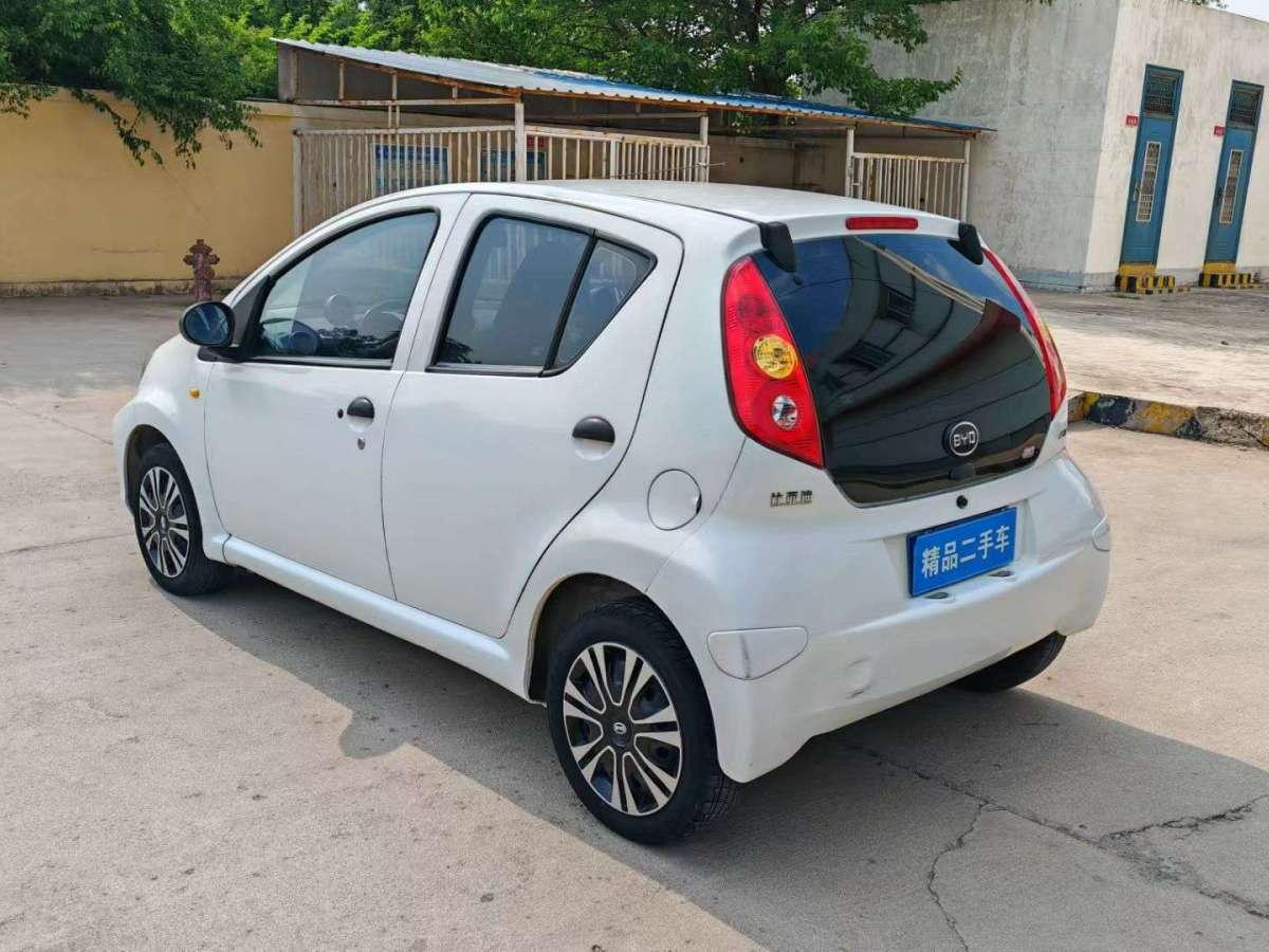 比亞迪 F0  2015款 1.0L AMT 鉉酷型圖片