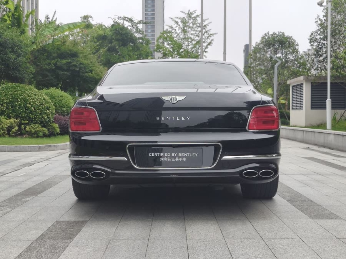 賓利 飛馳  2022款 4.0T V8 標(biāo)準(zhǔn)版圖片