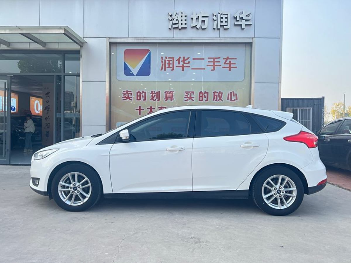 福特 ?？怂? 2018款 兩廂經(jīng)典 1.6L 自動風(fēng)尚型智行版圖片