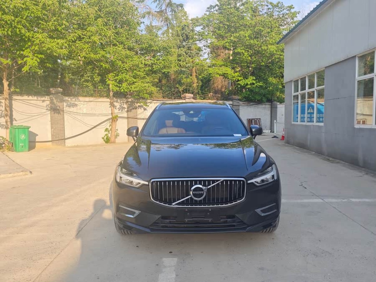 沃爾沃 XC60  2021款 T5 四驅(qū)智遠(yuǎn)豪華版圖片