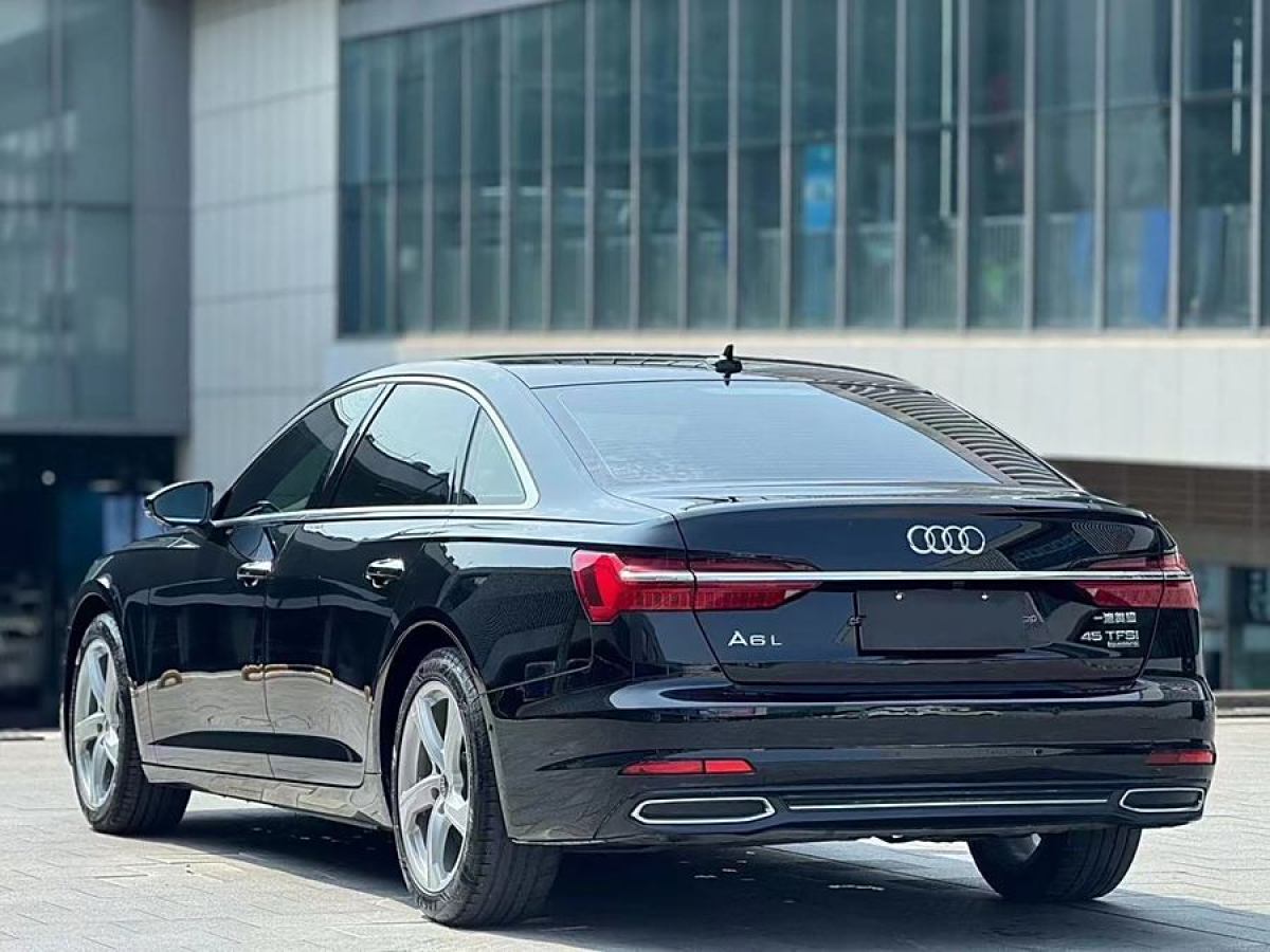 奧迪 奧迪A6L  2019款 45 TFSI quattro 臻選動感型圖片