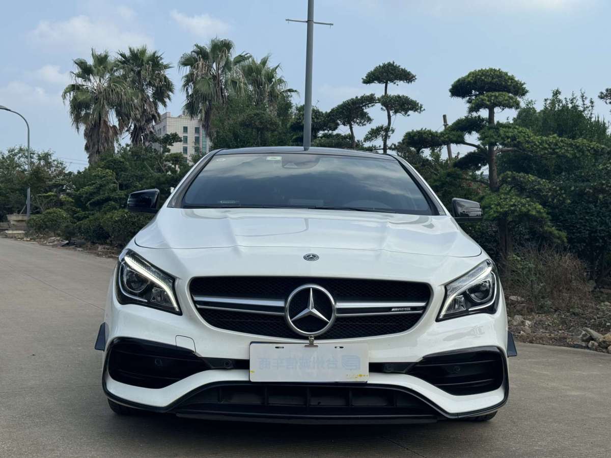 2019年5月奔馳 奔馳CLA級(jí)AMG  2017款 改款 AMG CLA 45 4MATIC