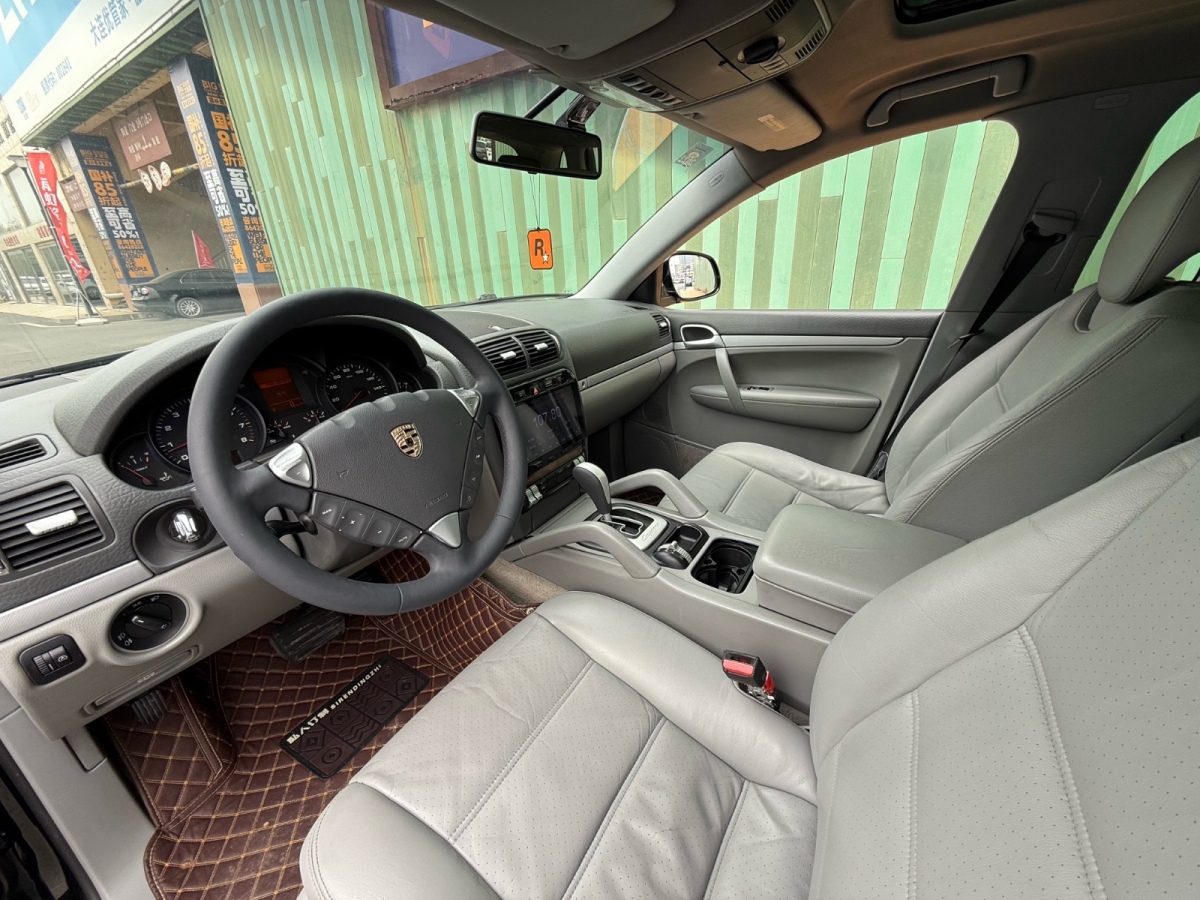 保時(shí)捷 Cayenne  2006款 Cayenne 3.2L AT圖片