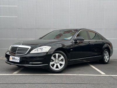 2010年9月 奔馳 奔馳S級(jí)(進(jìn)口) S 300 L 豪華型圖片