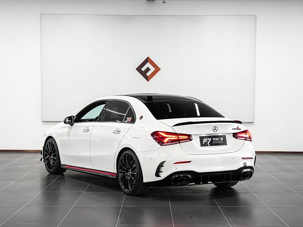 奔馳 奔馳A級(jí)AMG  2022款 AMG A 35 L 4MATIC 熾夜特別版圖片