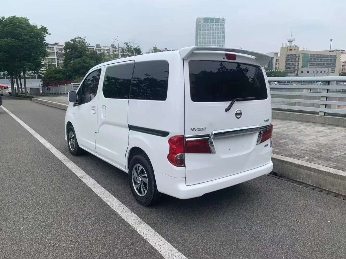 日產 nv200 2018款 1.6l cvt豪華型圖片