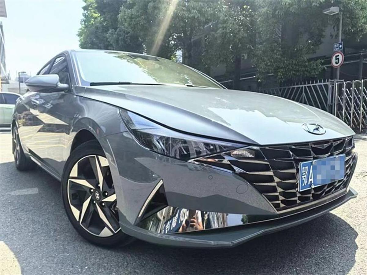 2022年4月現(xiàn)代 伊蘭特  2022款 1.5L CVT LUX尊貴版