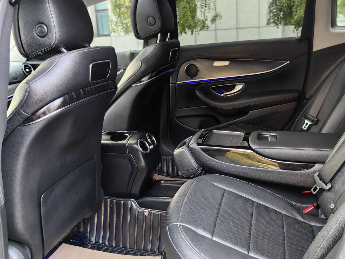 奔驰 奔驰E级  2017款 E 200 L 运动型 4MATIC图片