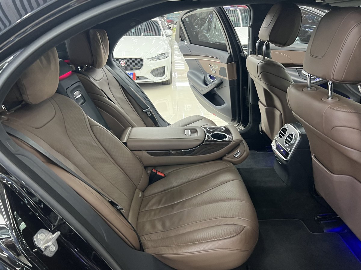 奔馳 奔馳S級(jí)  2019款 S 350 L 尊貴型圖片