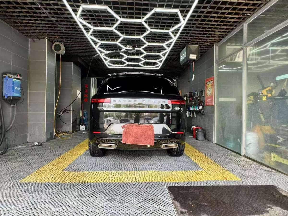 路虎 攬勝運動版  2023款 P400 Dynamic SE圖片