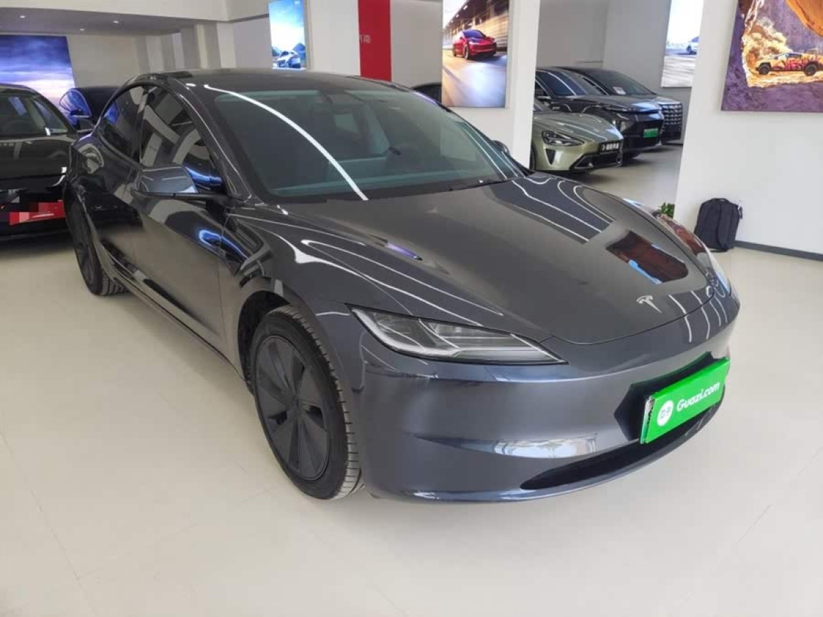 特斯拉 Model 3  2025款 后輪驅(qū)動版圖片