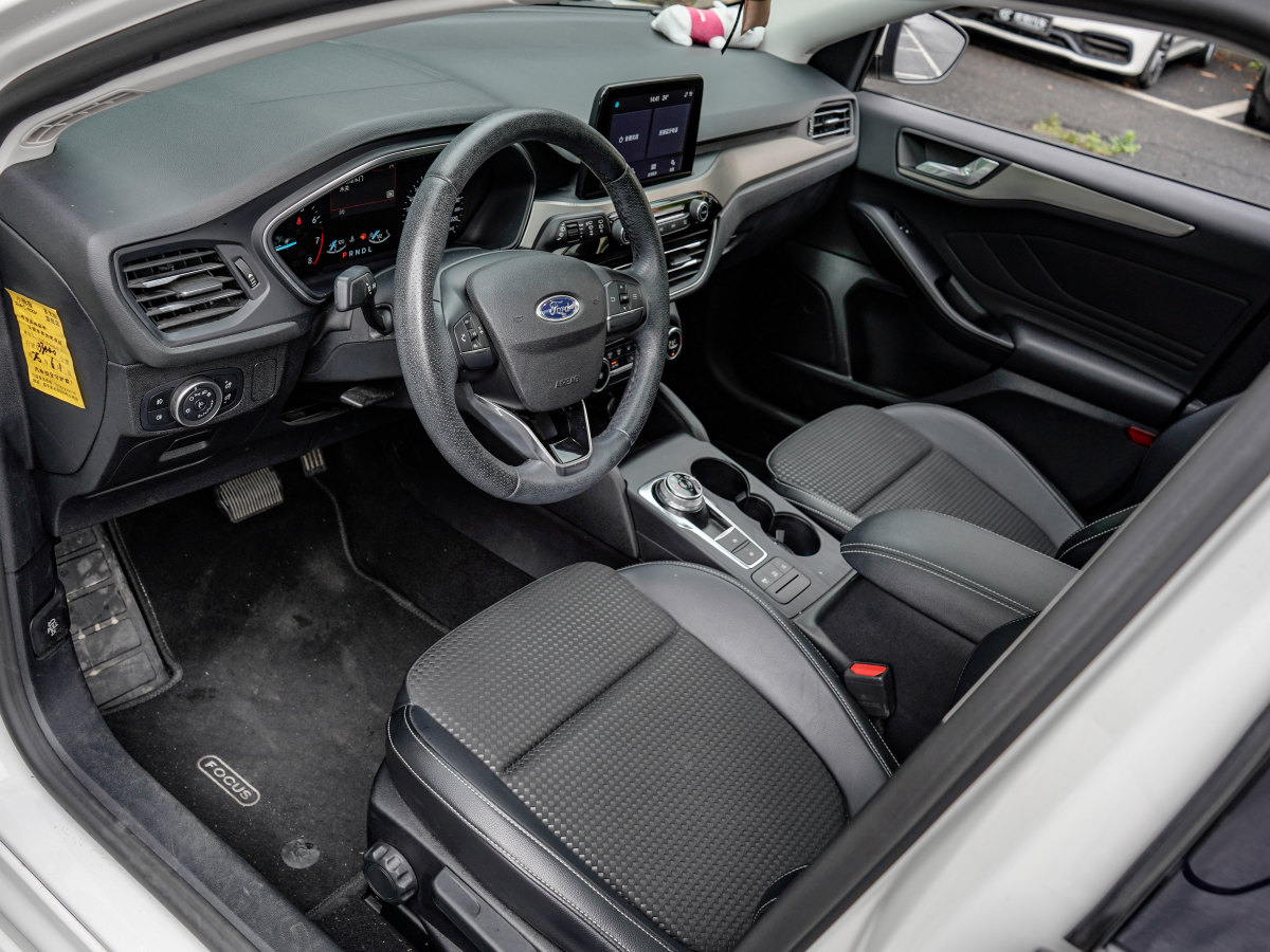 2021年3月福特 福克斯  2020款 兩廂 EcoBoost 180 自動鋒潮型