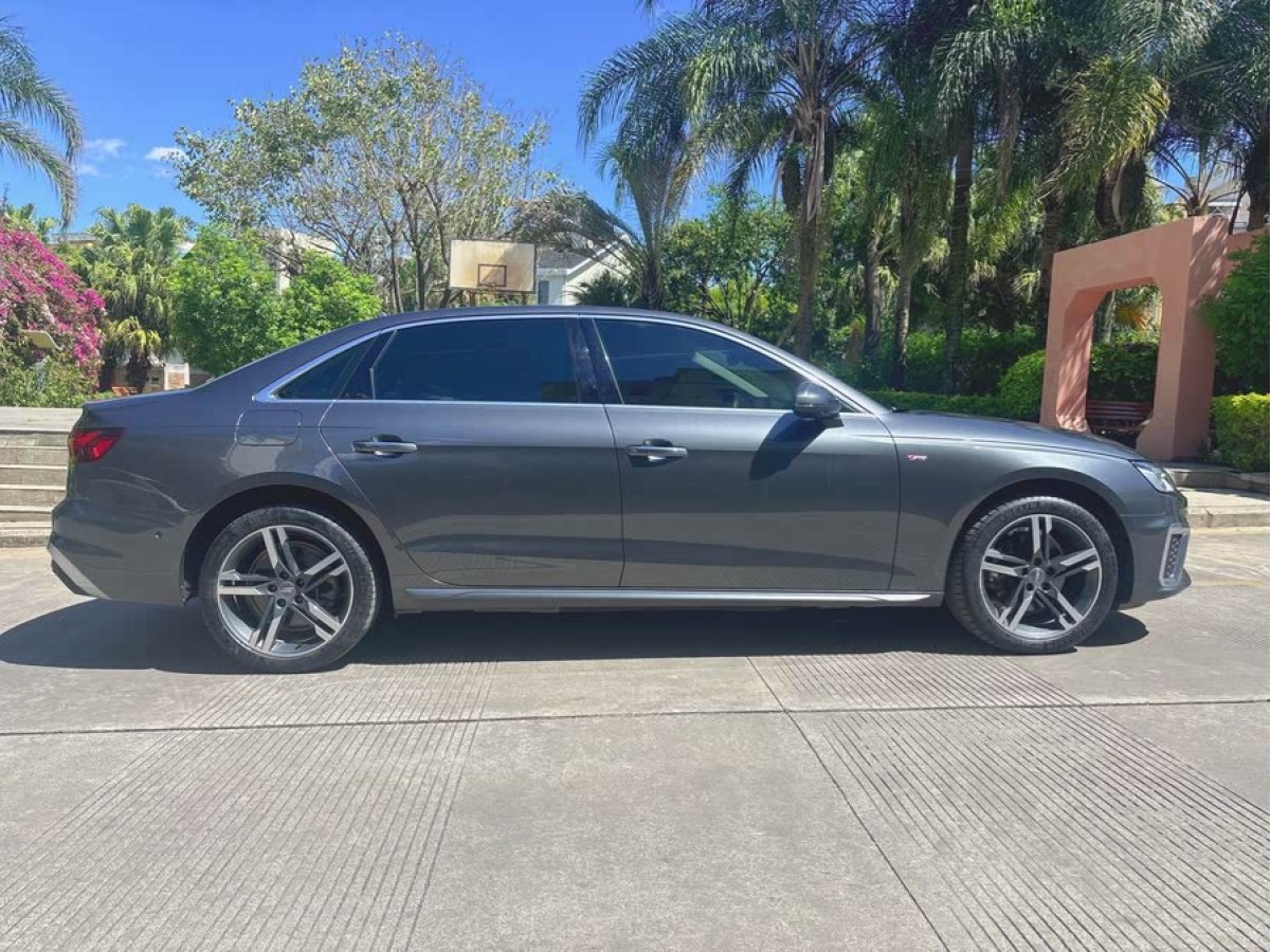 奧迪 奧迪A4L  2022款 40 TFSI 豪華動感型圖片