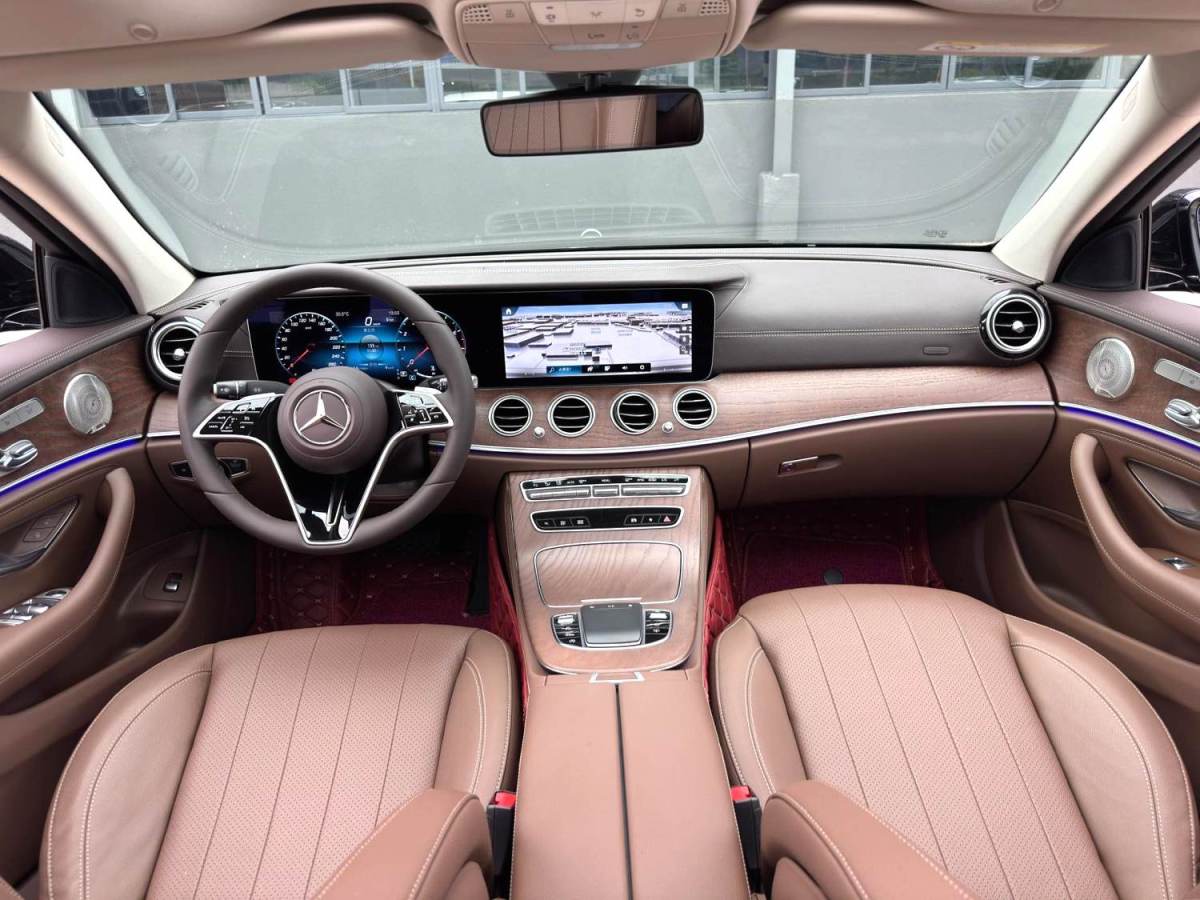 奔馳 奔馳E級  2023款 改款 E 300 L 豪華型圖片