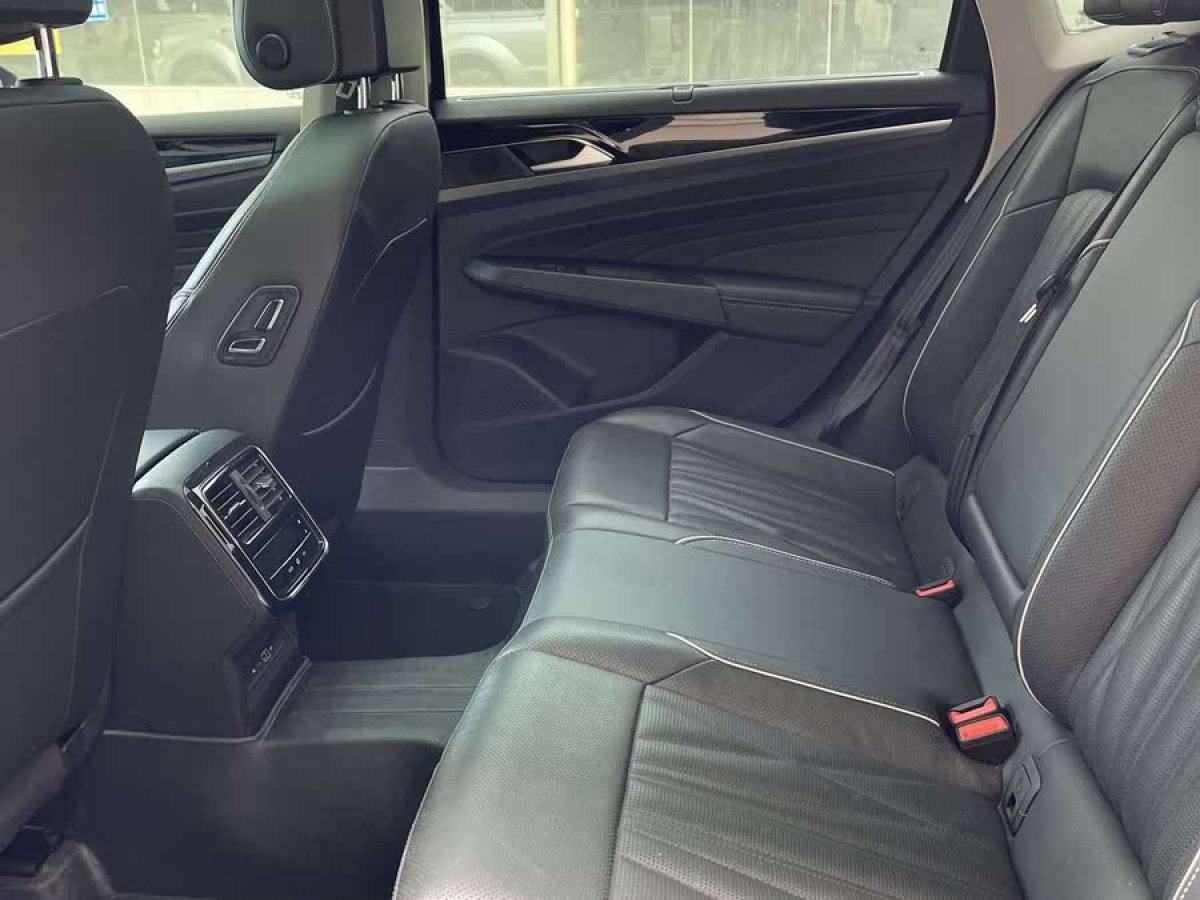 大眾 帕薩特  2022款 330TSI 豪華版圖片