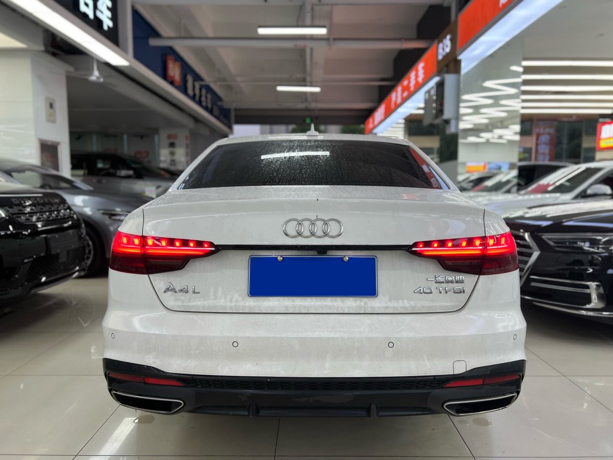 奥迪 奥迪A4L  2022款 40 TFSI 豪华动感型图片