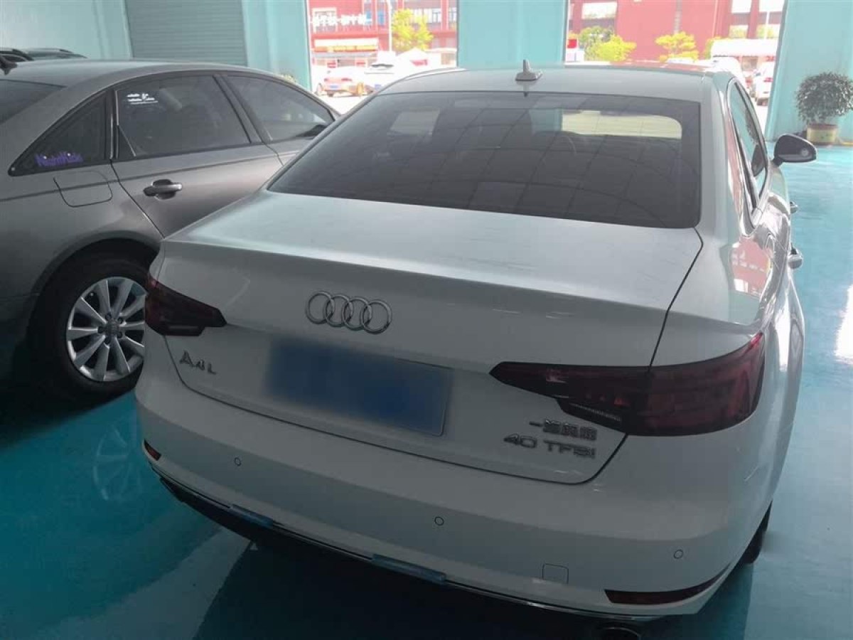 奧迪 奧迪A4L  2018款 30周年年型 40 TFSI 進取型圖片