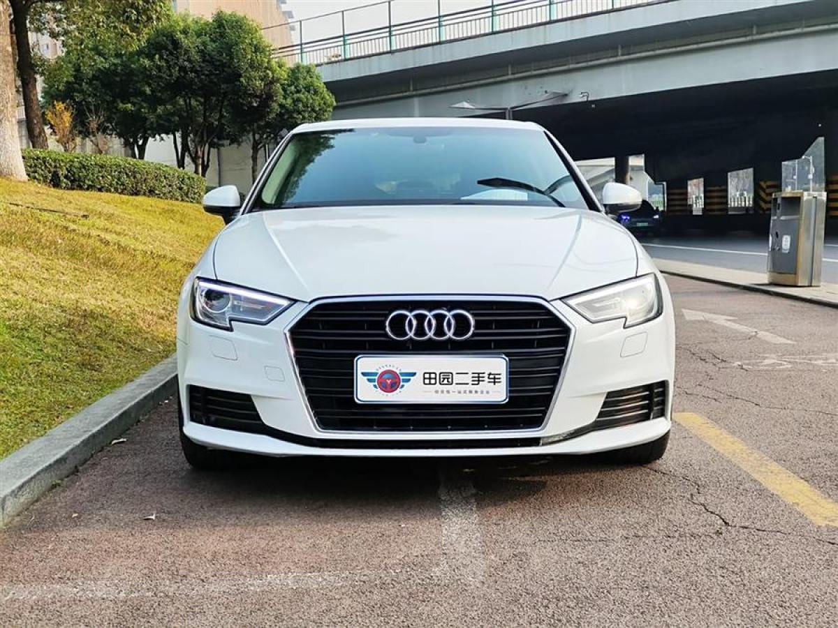 奧迪 奧迪A3  2018款 30周年年型 Sportback 35 TFSI 進取型圖片