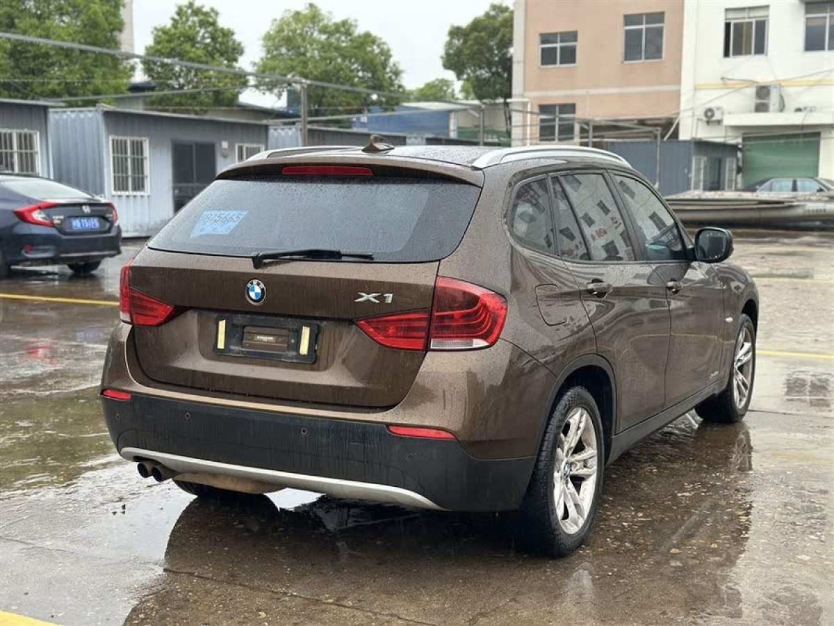 寶馬 寶馬X1  2012款 xDrive20i 豪華型圖片