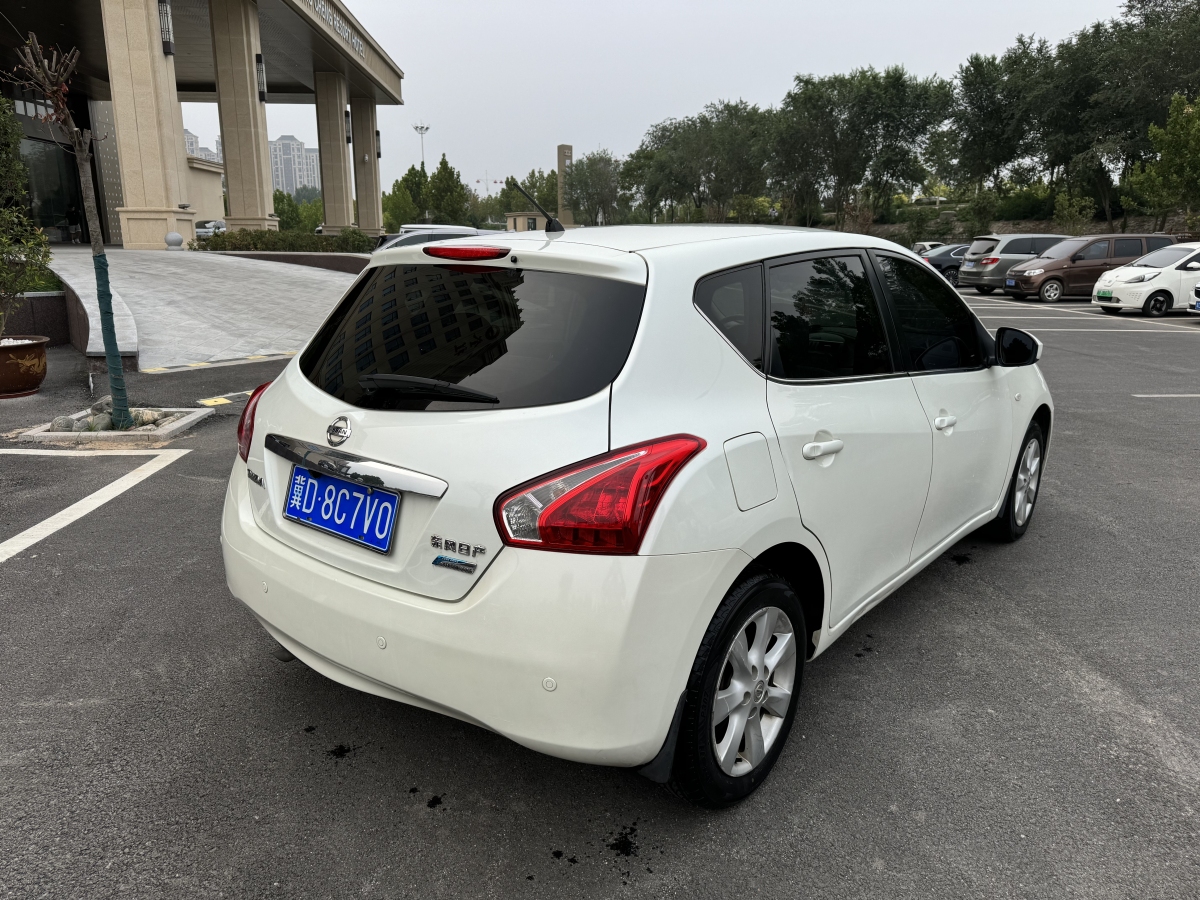 日產(chǎn) 騏達(dá)  2014款 1.6L CVT豪華型圖片