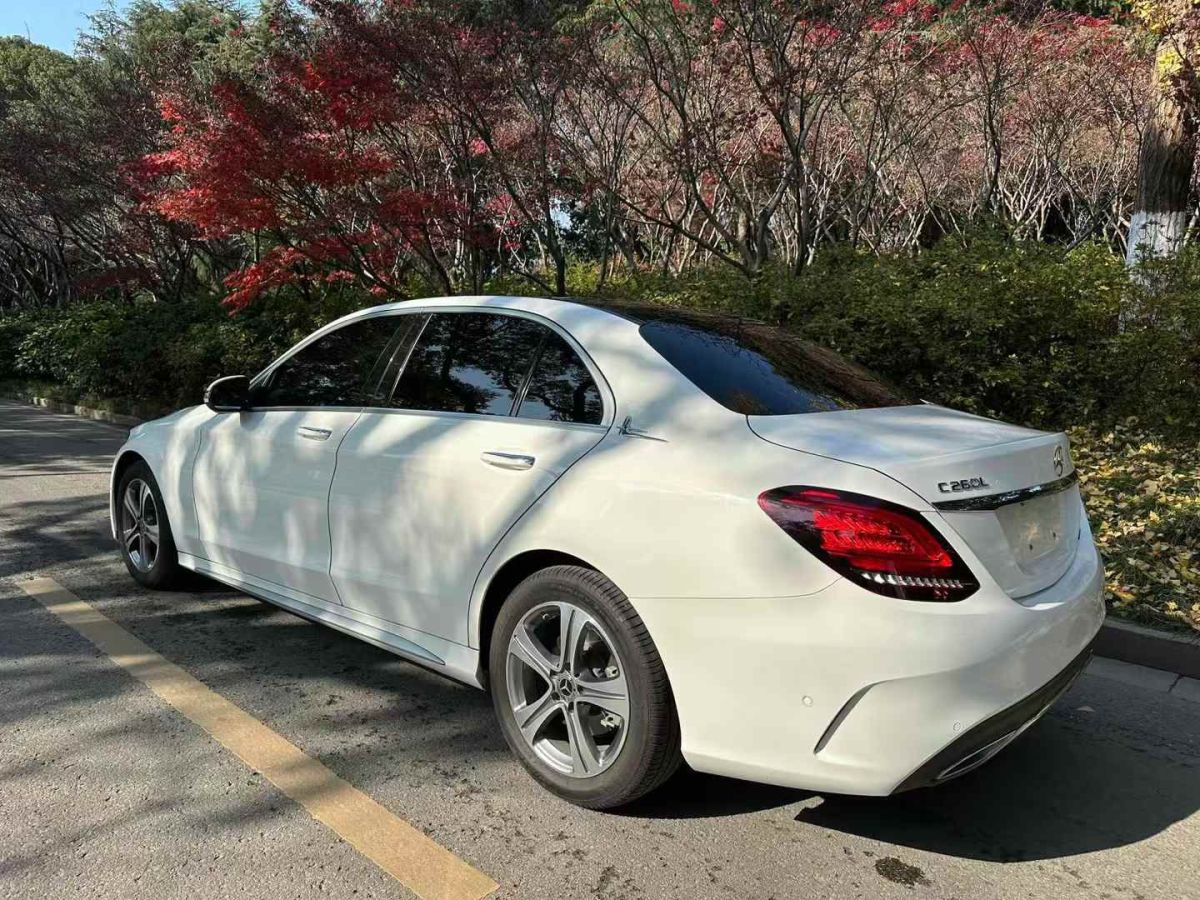 奔馳 奔馳C級(jí)  2020款 C 300 L圖片