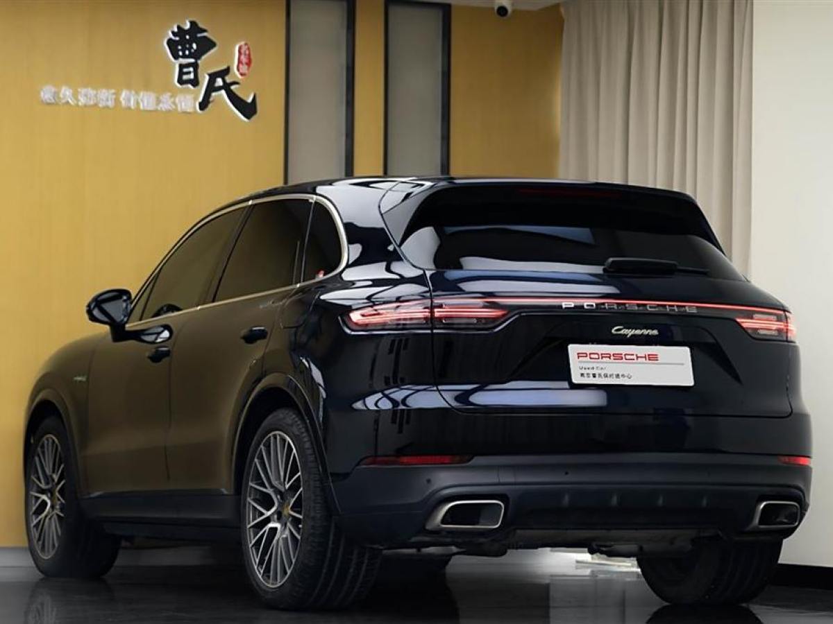 保時(shí)捷 Cayenne新能源  2021款 Cayenne E-Hybrid 2.0T圖片