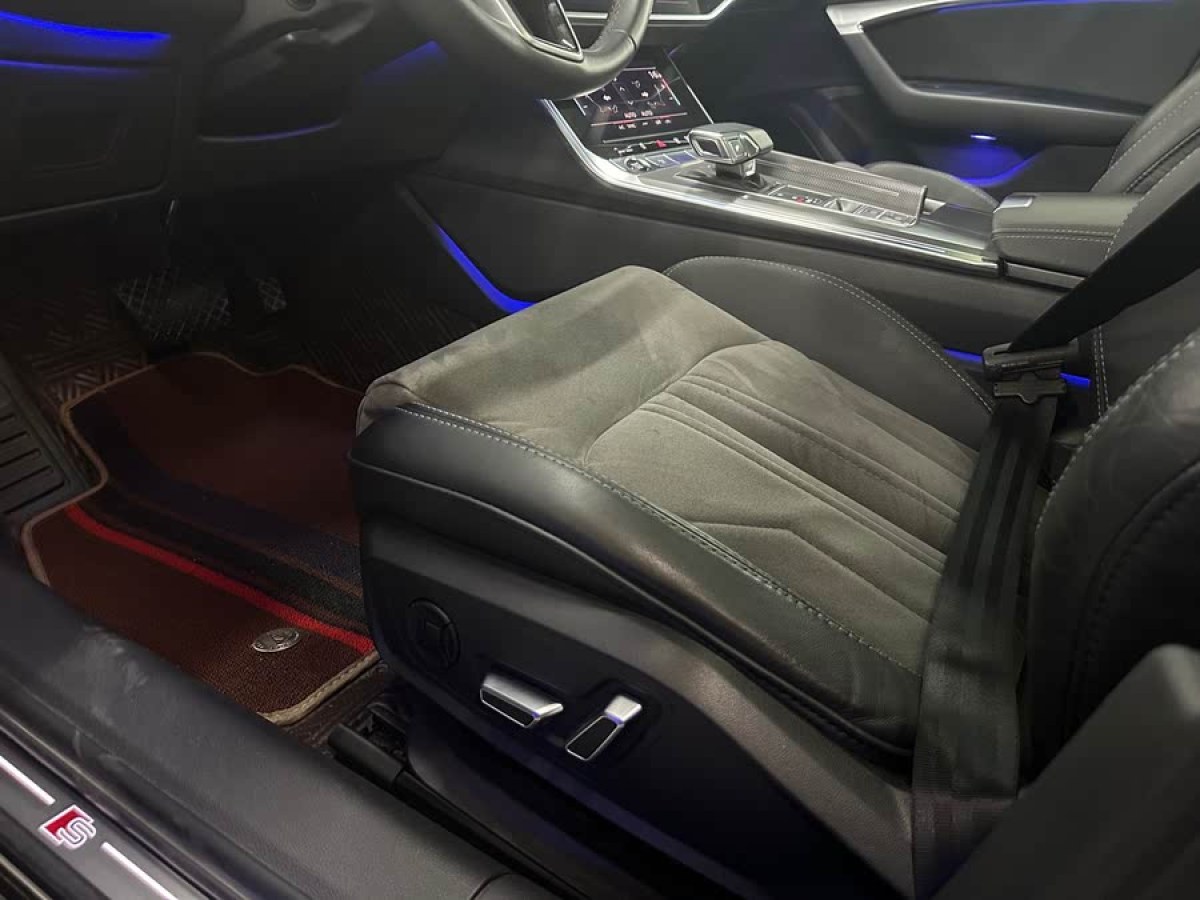 奧迪 奧迪A6L  2021款 40 TFSI 豪華動感型圖片